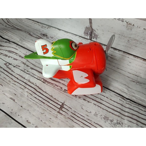 Mattel Disney Planes El Chupacabra Deluxe Talking Plane Small Action Toy Figure - Picture 3 of 7